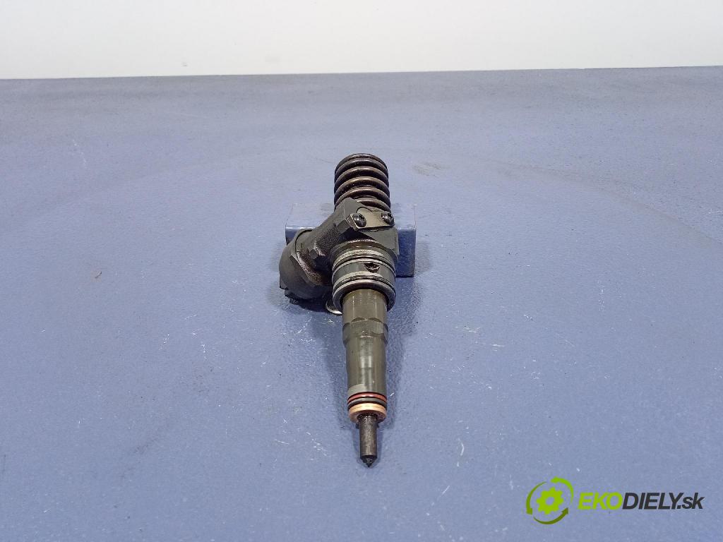 Vw Passat 2007 vstrek 038130073BQ