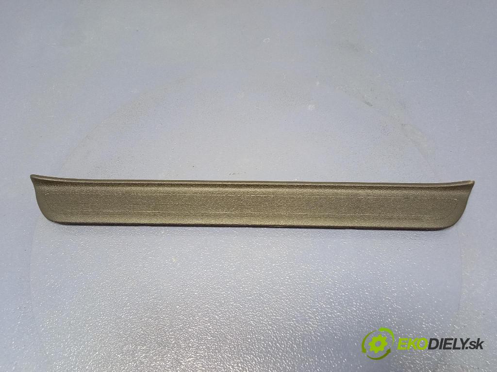 Kia Xceed 2025 kryt Plast: Interiéry: 85883J7100