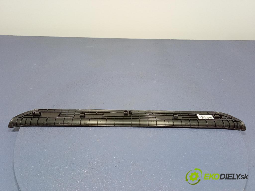 Kia Xceed 2025 kryt Plast: Interiéry: 85873J7100