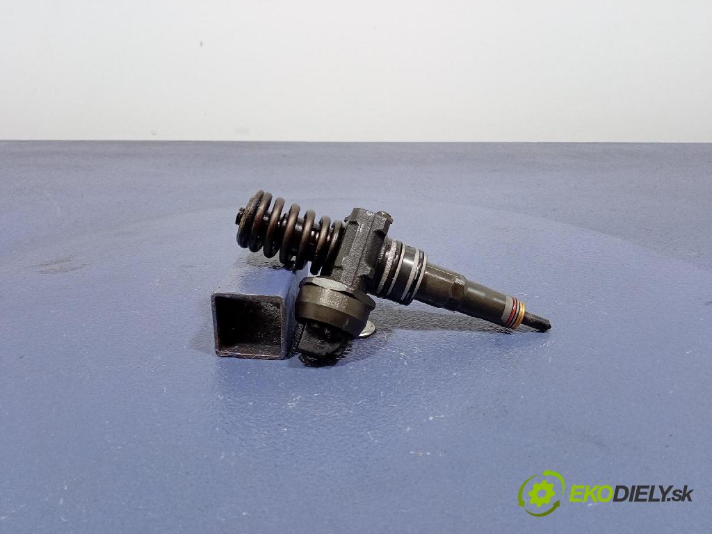 Vw Passat 2007 vstrek 038130073BQ