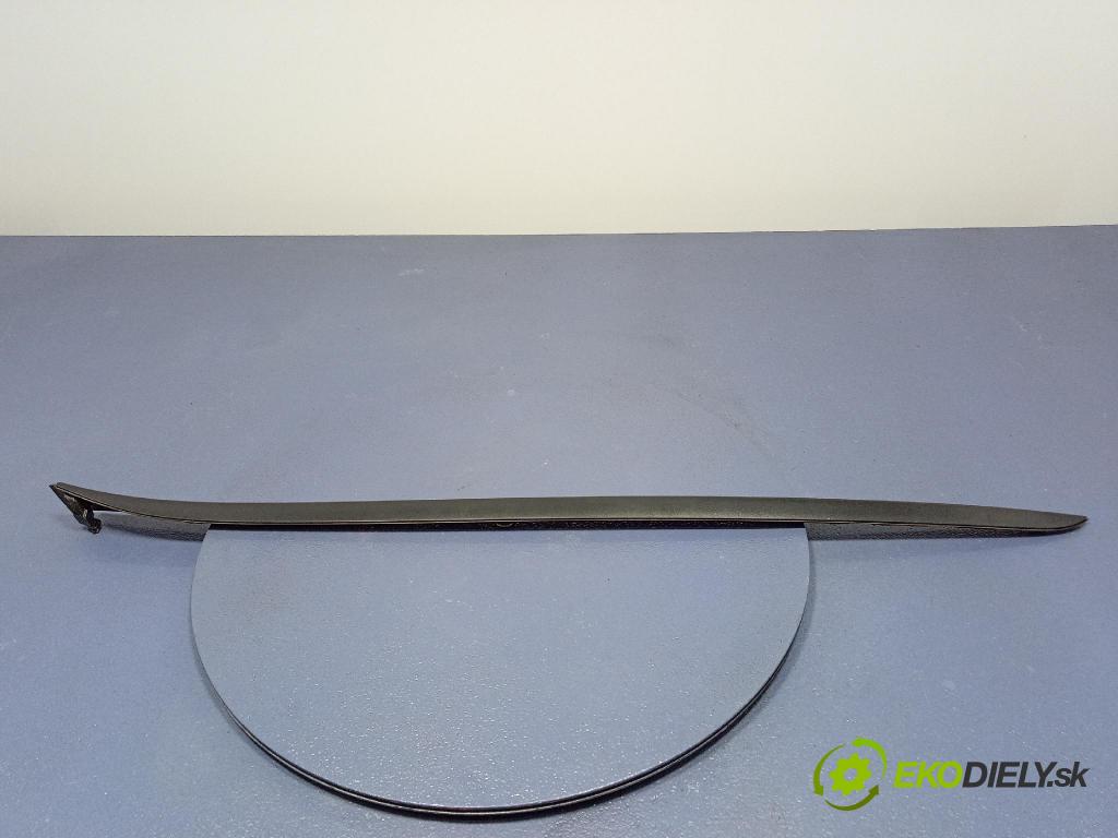 Kia Xceed 2025 lišta Dekoratívne: 86133J7000