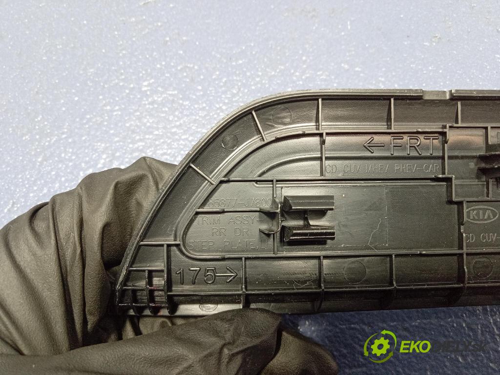 Kia Xceed 2025 kryt Plast: Interiéry: 85877J7800