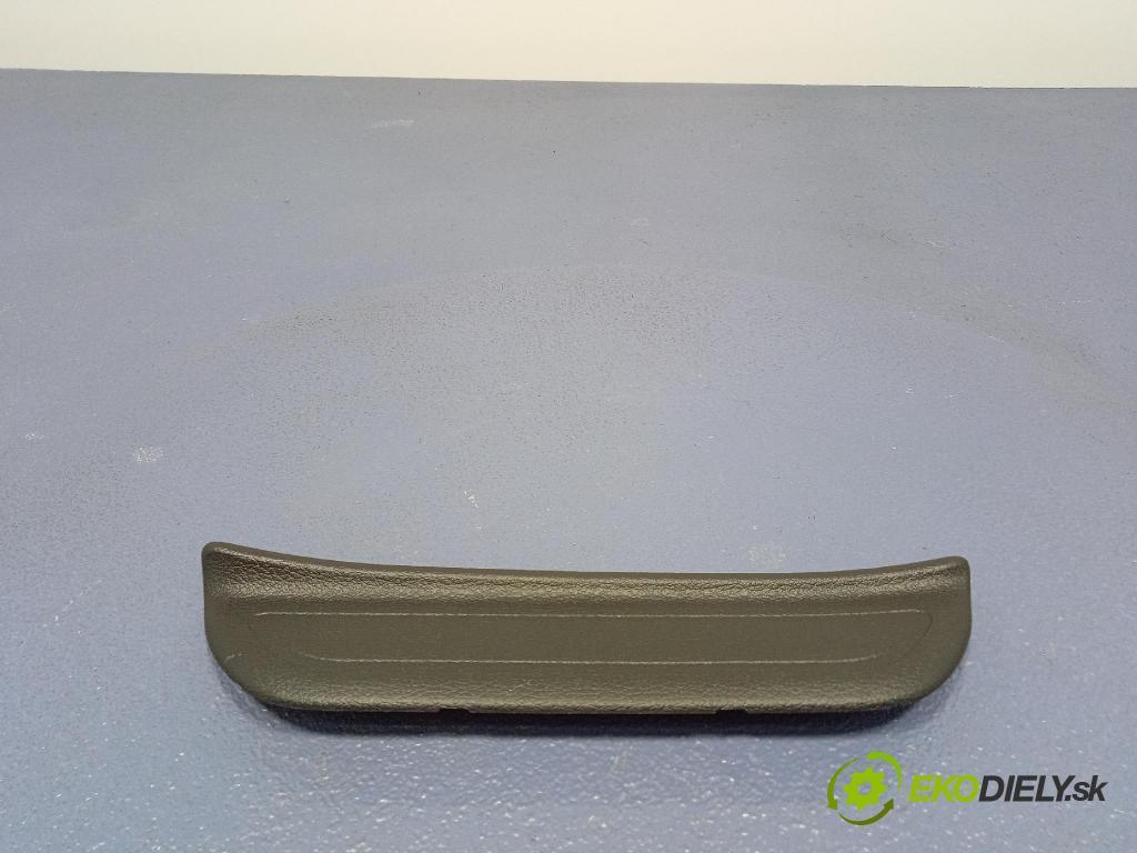 Kia Xceed 2025 kryt Plast: Interiéry: 85887J7800