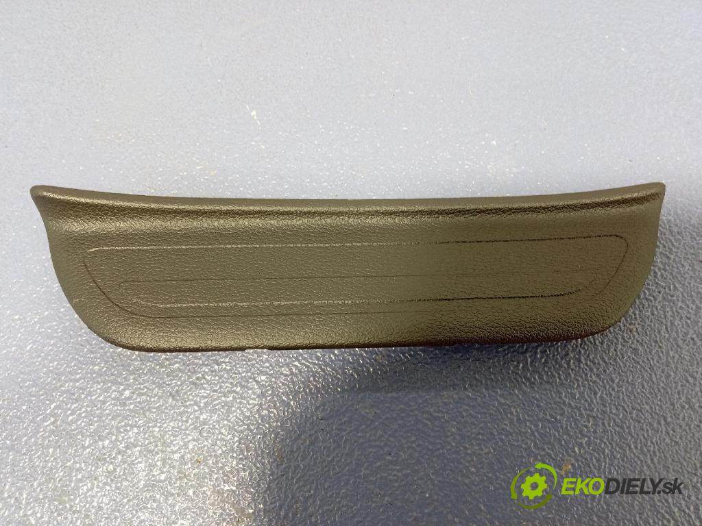 Kia Xceed 2025 kryt Plast: Interiéry: 85887J7800