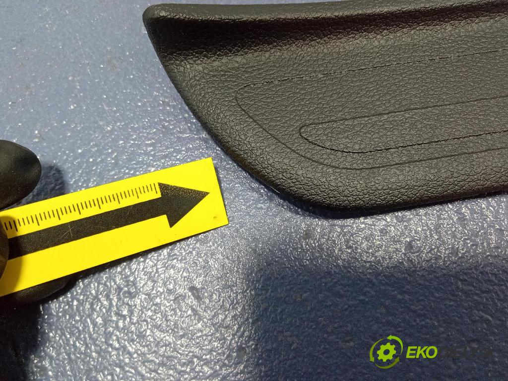 Kia Xceed 2025 kryt Plast: Interiéry: 85887J7800