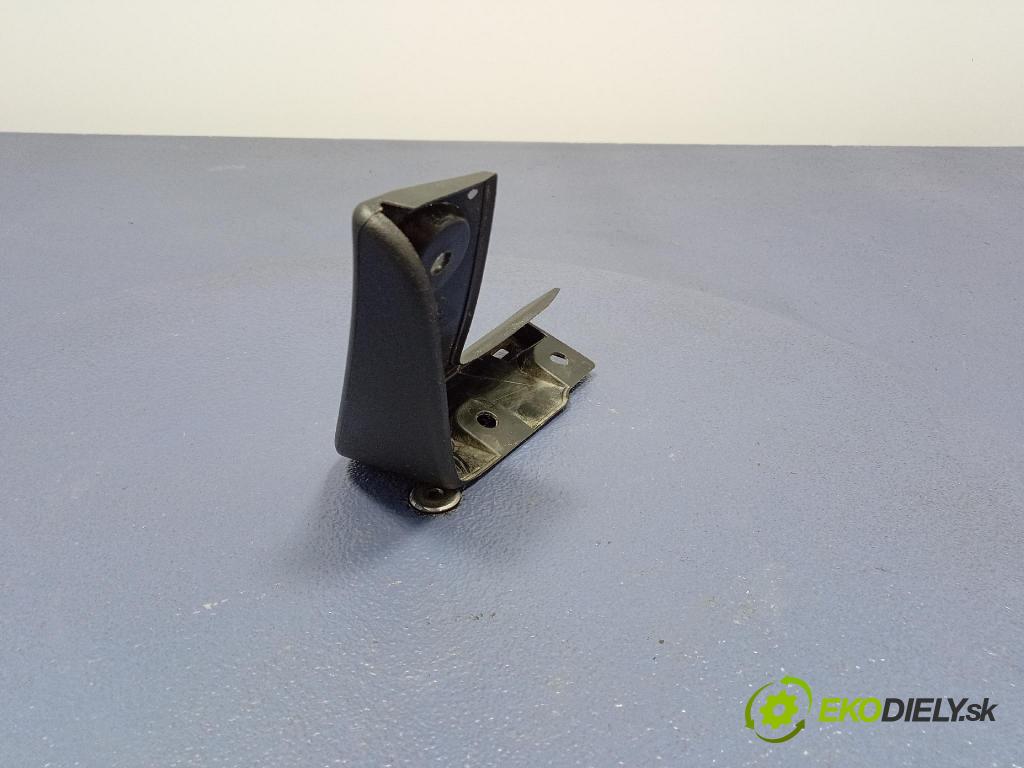 Kia Xceed 2025 kryt Plast: podvozek: 86841J7CA0