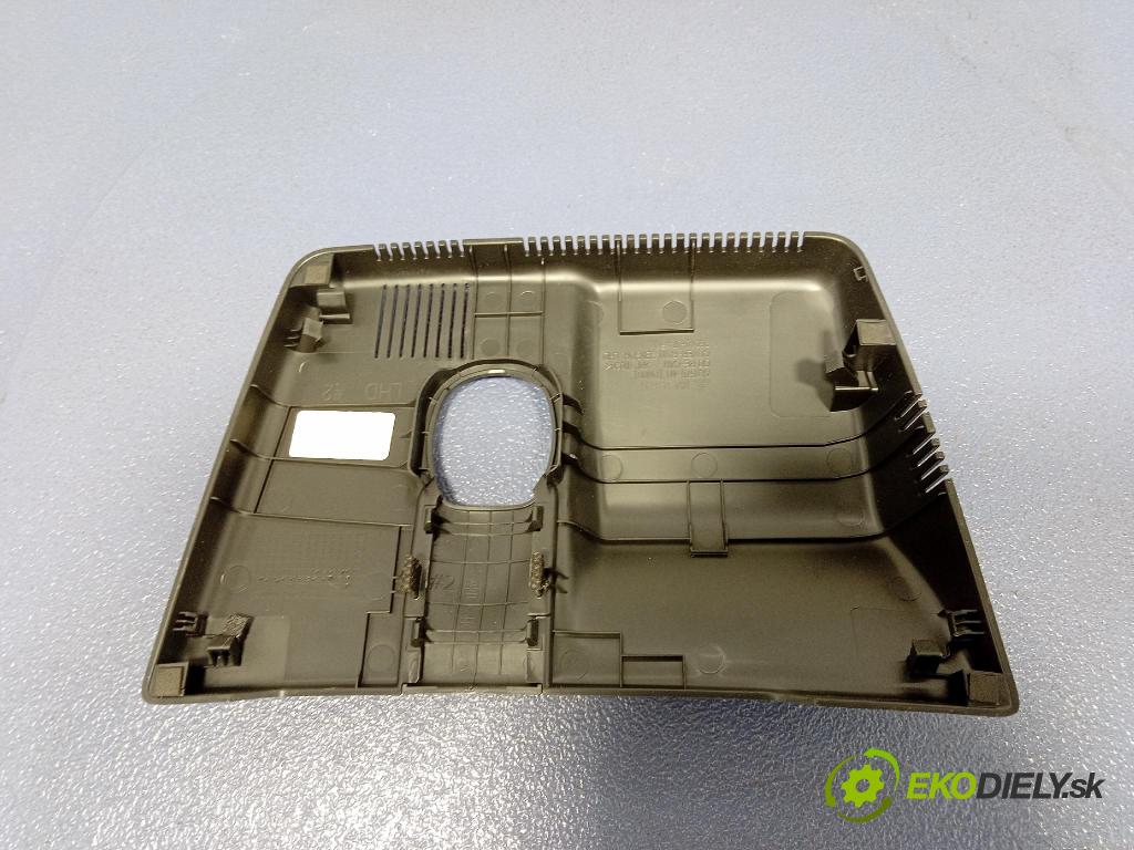 Kia Xceed 2025 kryt Plast: Interiéry: 96010J7450