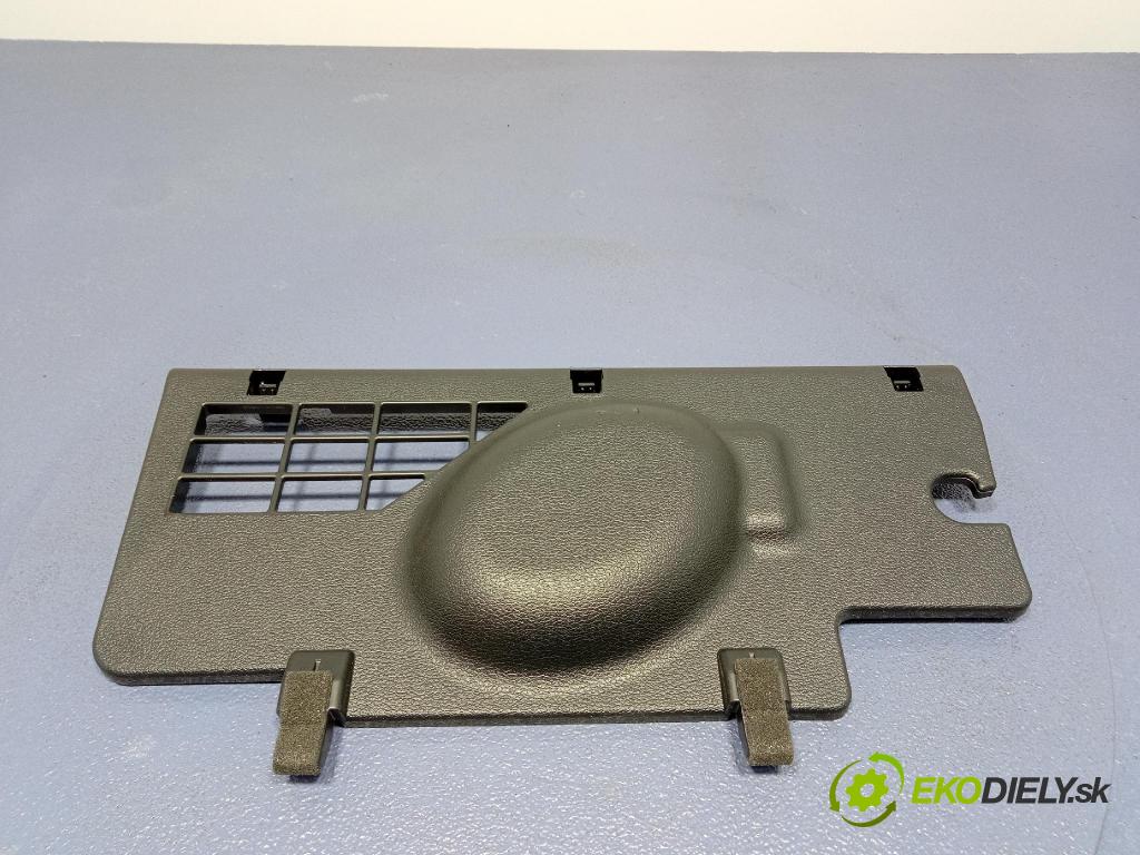 Kia Xceed 2025 kryt Plast: Interiéry: 84509J7000