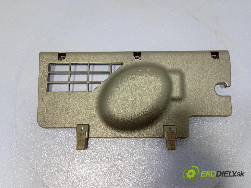 Kia Xceed 2025 kryt Plast: Interiéry: 84509J7000