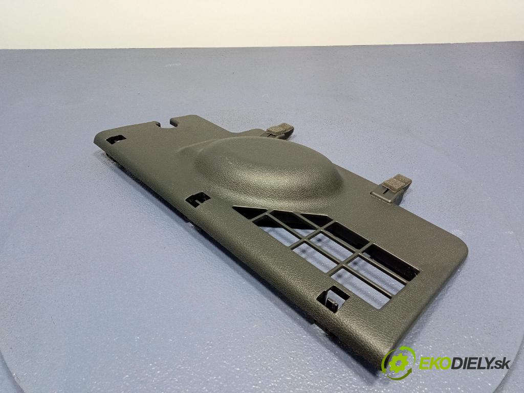 Kia Xceed 2025 kryt Plast: Interiéry: 84509J7000