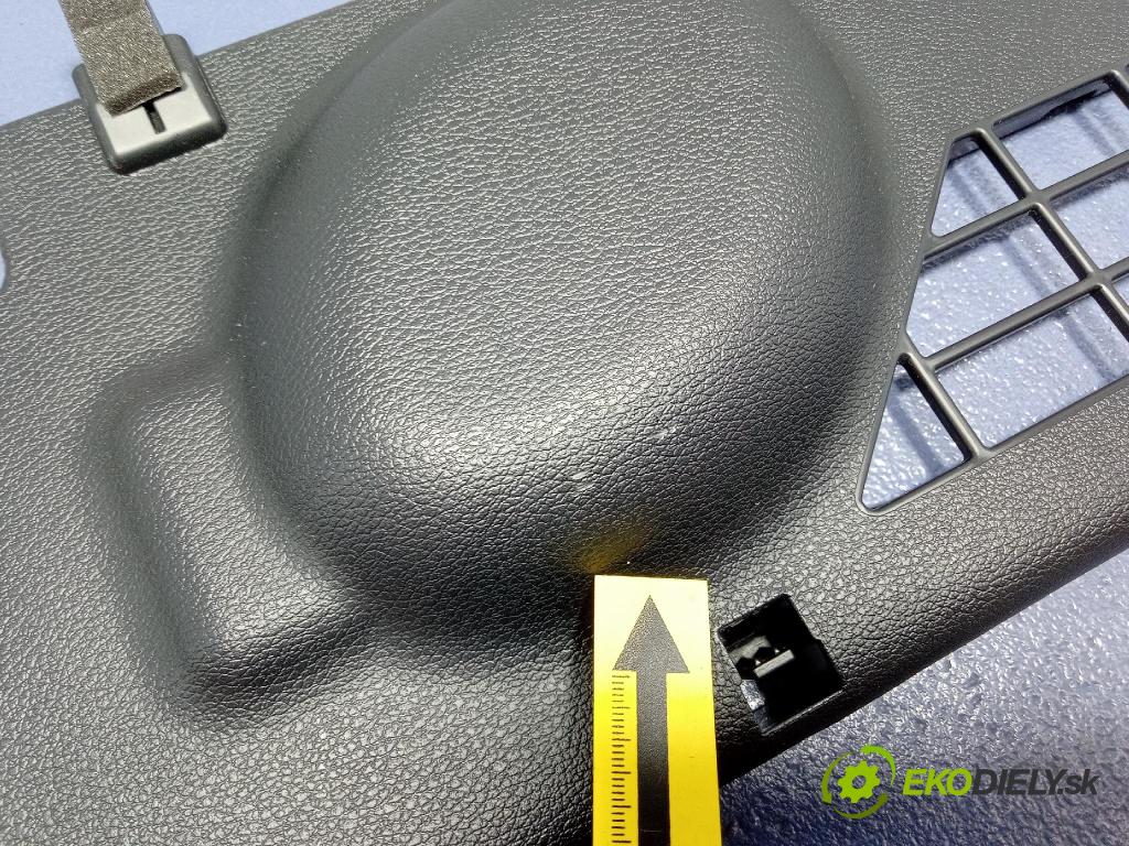 Kia Xceed 2025 kryt Plast: Interiéry: 84509J7000