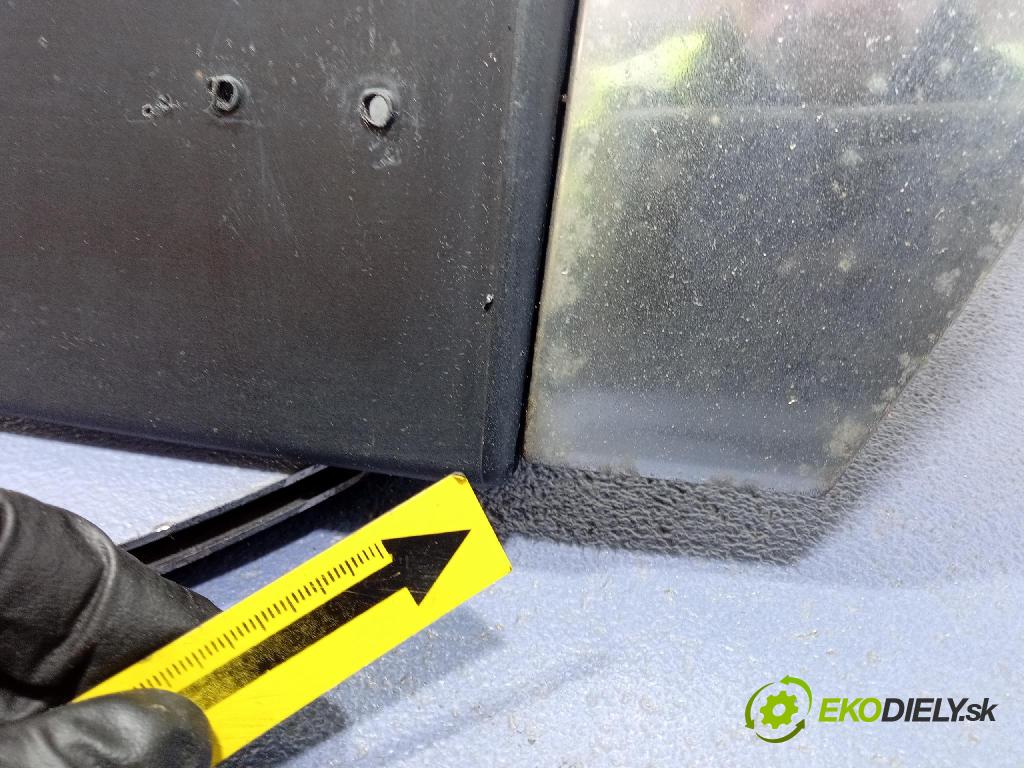 Vw Passat 2007 miežka / Gril: 3C0853651F