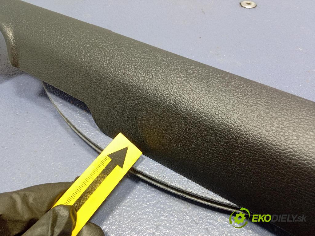 Kia Xceed 2025 lišta Dekoratívne: 85871J7000