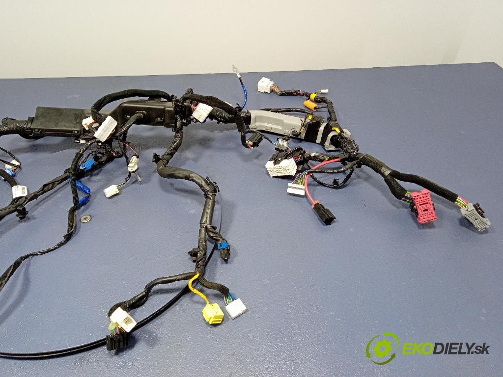 Kia Xceed 2025 inštalácia Elektrický: 91093-J7080