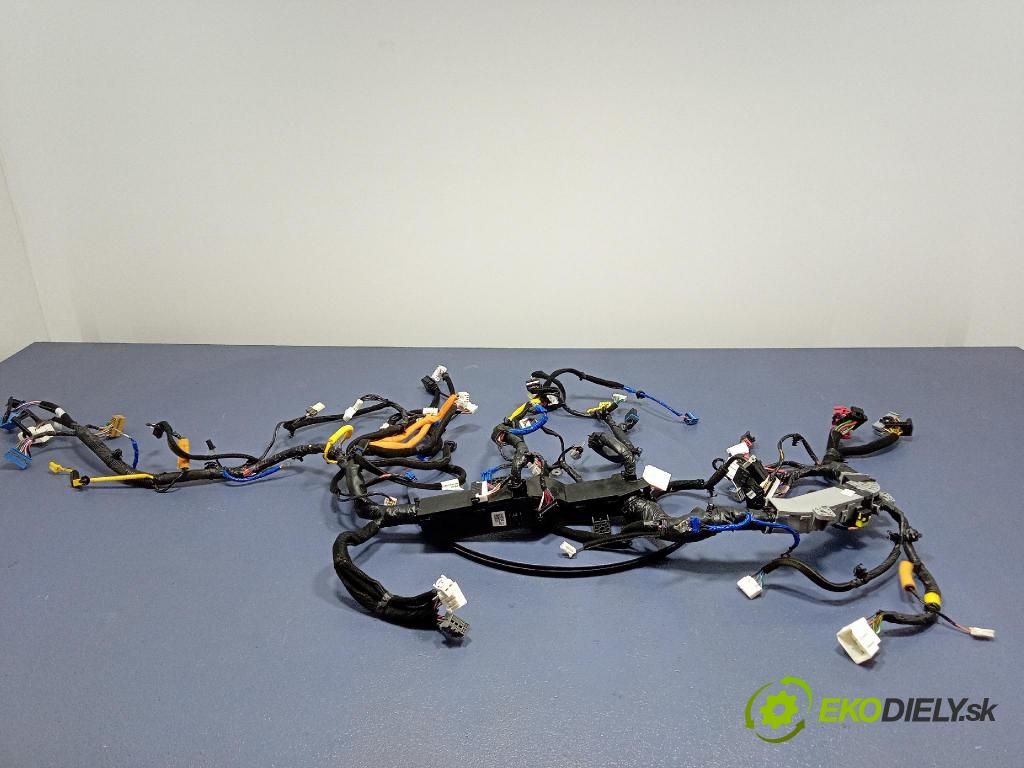 Kia Xceed 2025 inštalácia Elektrický: 91093-J7080