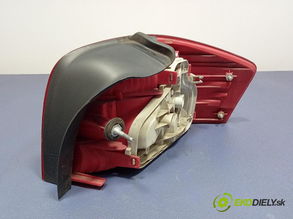 Audi A3 2007 svetlo / reflektor zad ľavá Vonkajsia: 15-441-1955