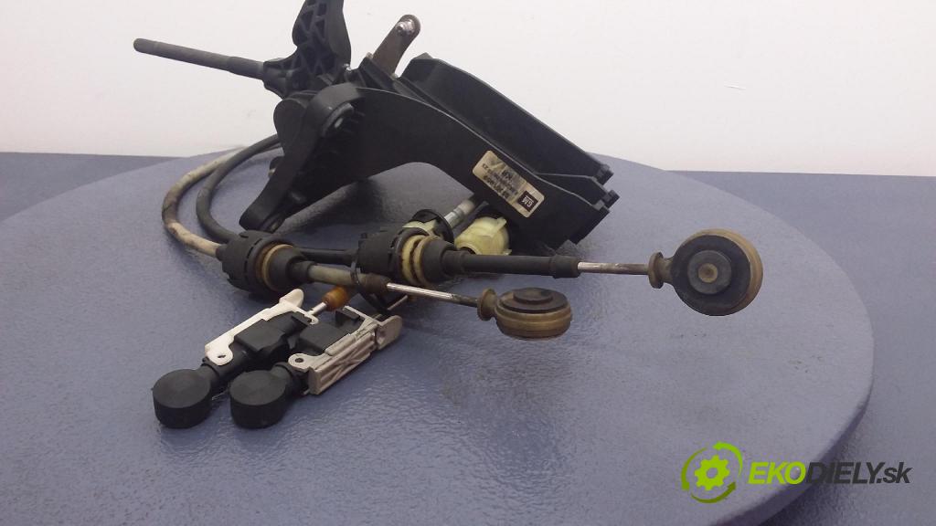 Opel Zafira 2005 kulisa Změny Ozubené kola: 55351959