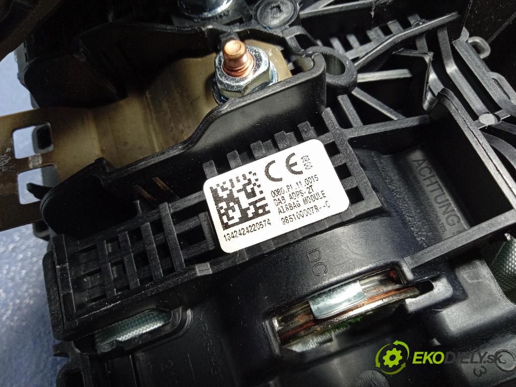 Renault Megane 2013 volant 609581499