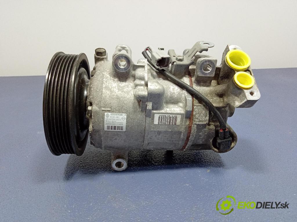 Renault Megane 2013 Kompresor: Klimatizácia: 8200939386