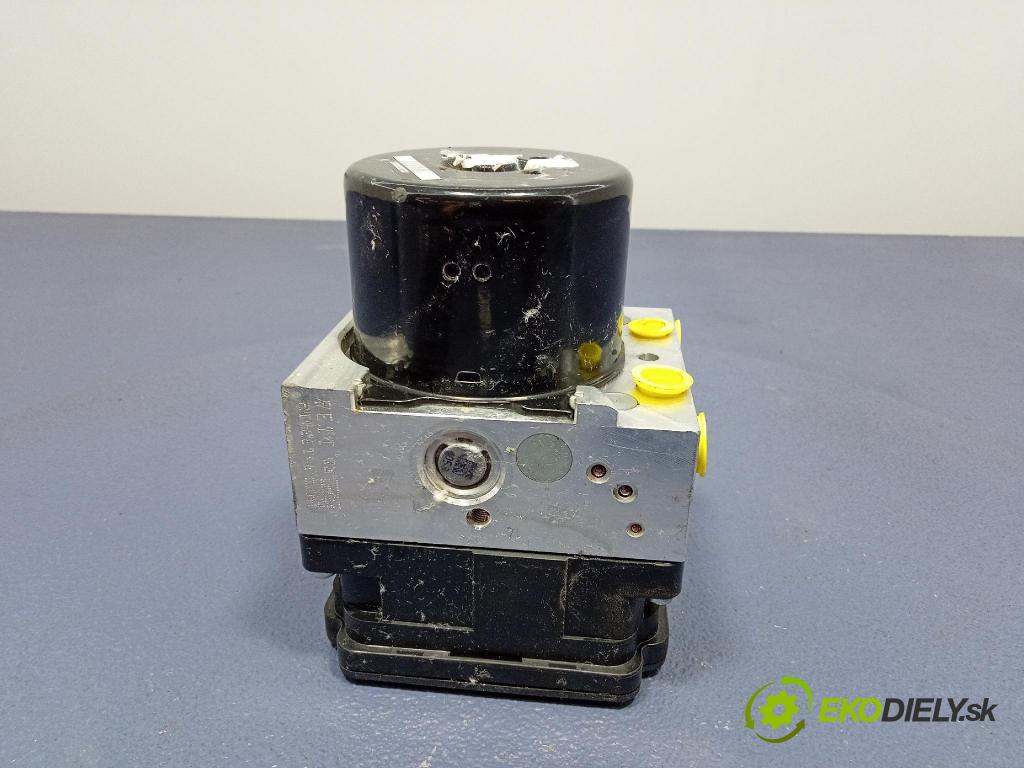 Renault Megane 2013 čerpadlo ABS x 476605724R