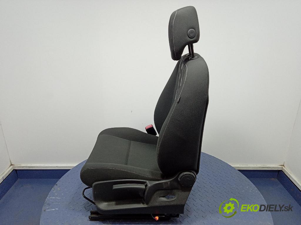 Renault Megane 2013 Sedačka Ovládače:
