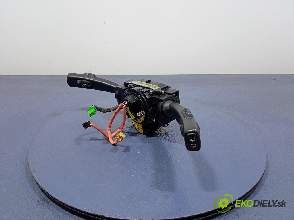 Volvo V50 2009 prepínač Komplex: 31313108