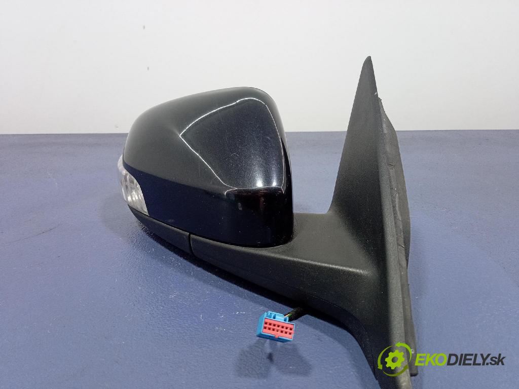 Volvo V50 2009 zrkadlo pravé