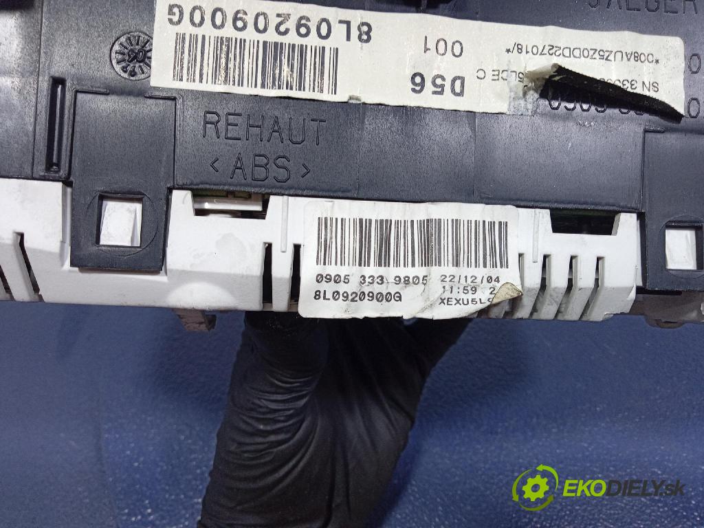 Audi A3 1.9 tdi 2000 Přístrojová deska 8L0920900G