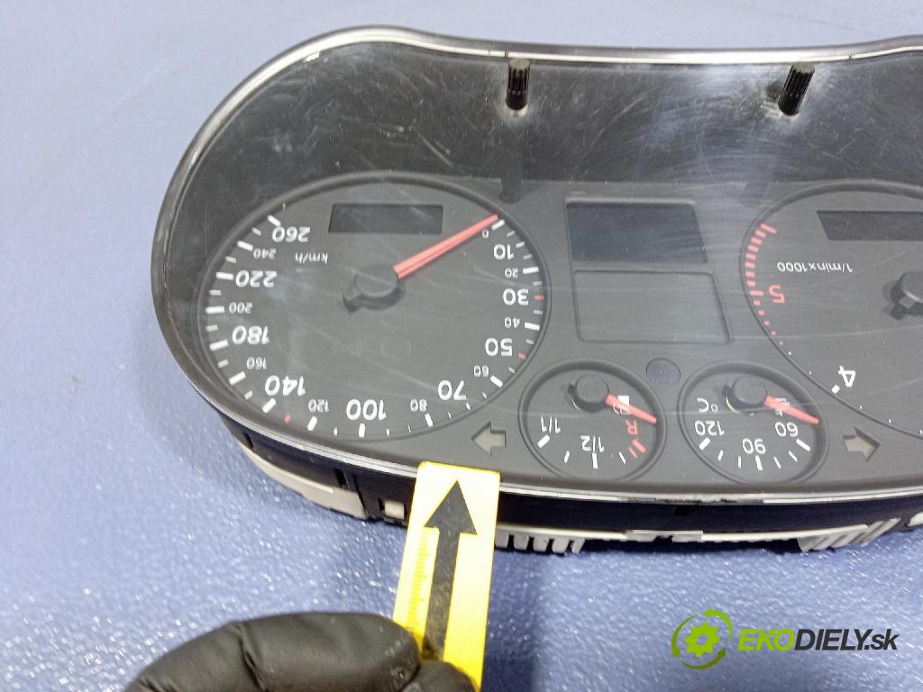 Audi A3 1.9 tdi 2000 Přístrojová deska 8L0920900G