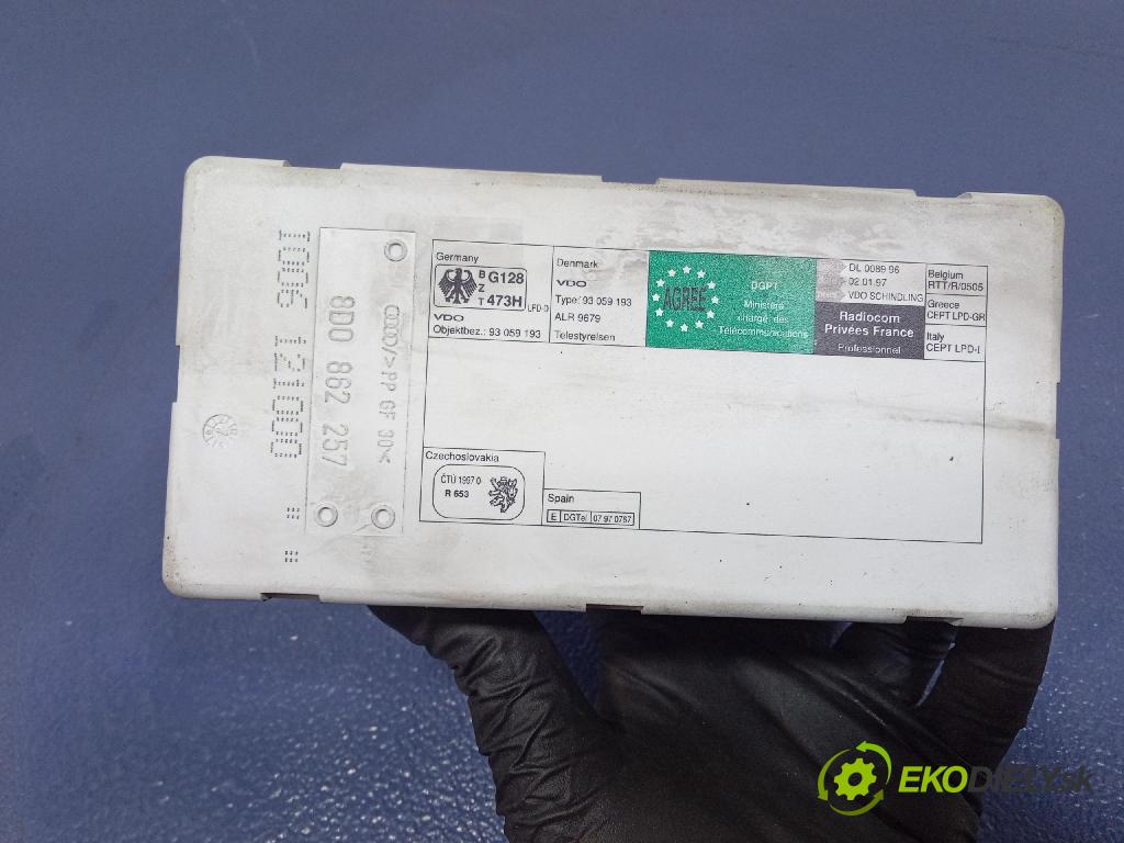 Audi A3 1.9 tdi 2000 čerpadlo Centrální Zámek 8D0862257