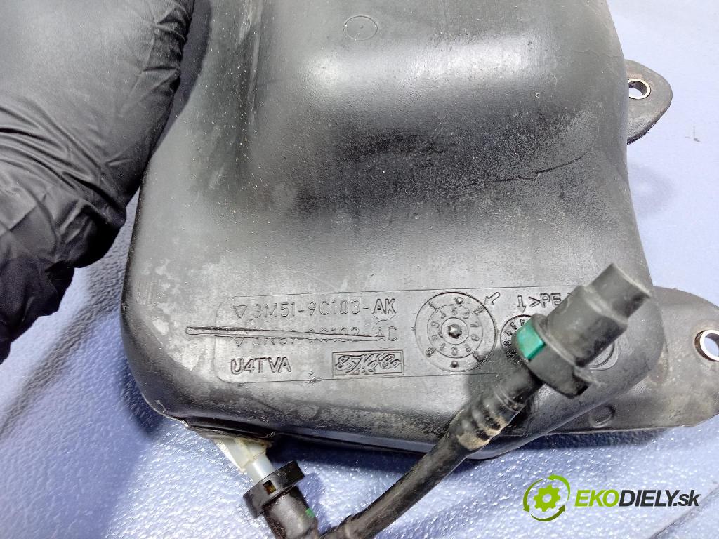 Volvo V50 2009 Nádrž: AdBlue: 3M51-9C103-AX