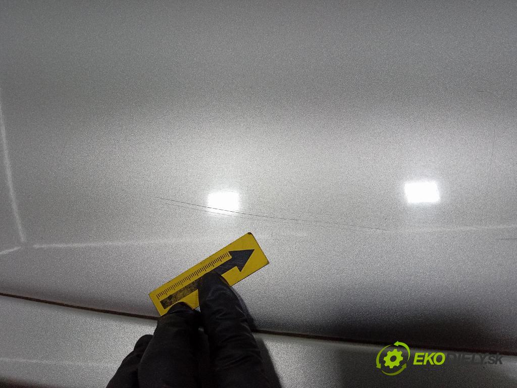 Nissan Maxima 2005 zadna dveře kufra: kufra: