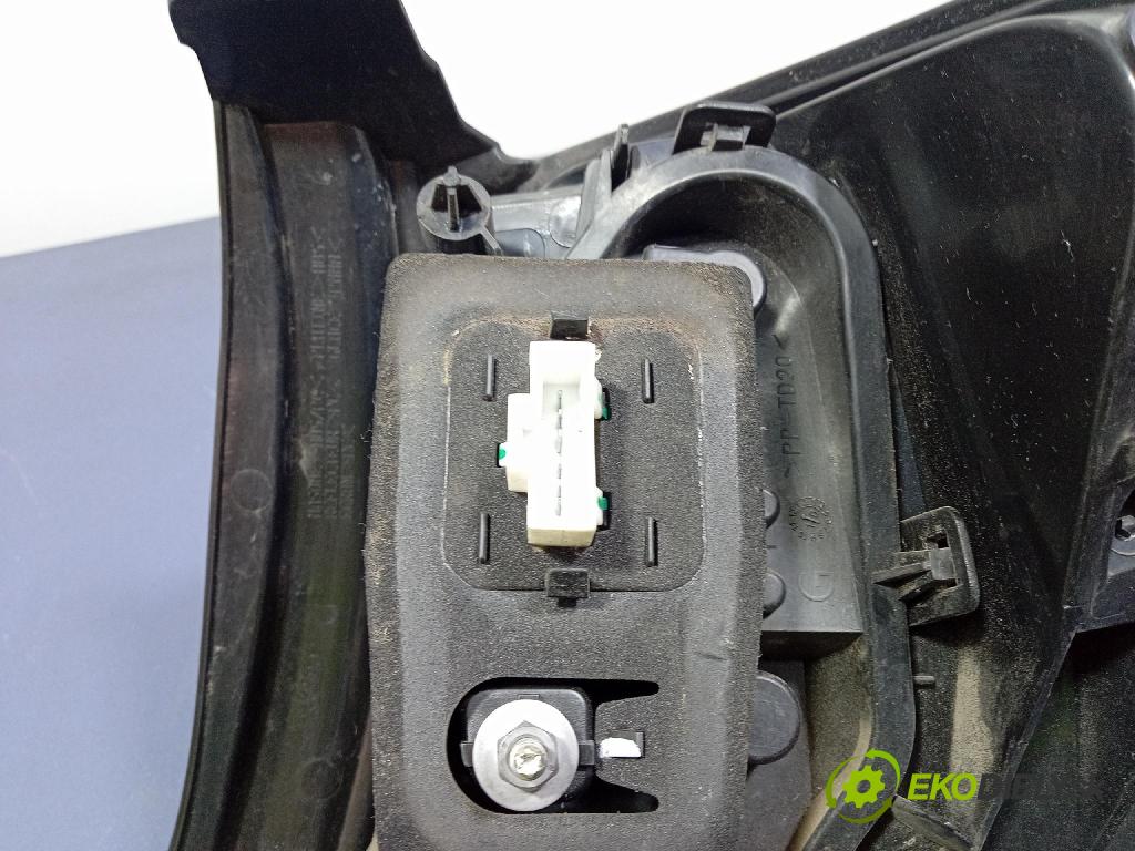 Citroen C3 2011 svetlo / reflektor zad ľavá Vonkajsia: 9673805480