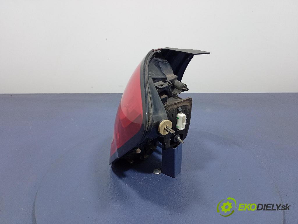 Citroen C3 2011 svetlo / reflektor zad Prava: Vonkajsia: 9673805280