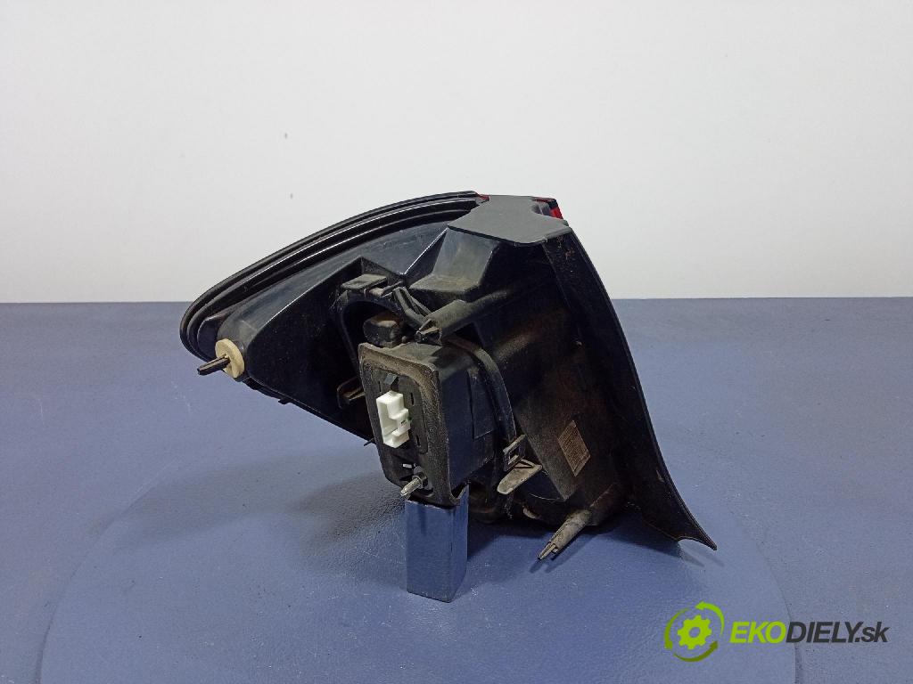 Citroen C3 2011 svetlo / reflektor zad Prava: Vonkajsia: 9673805280