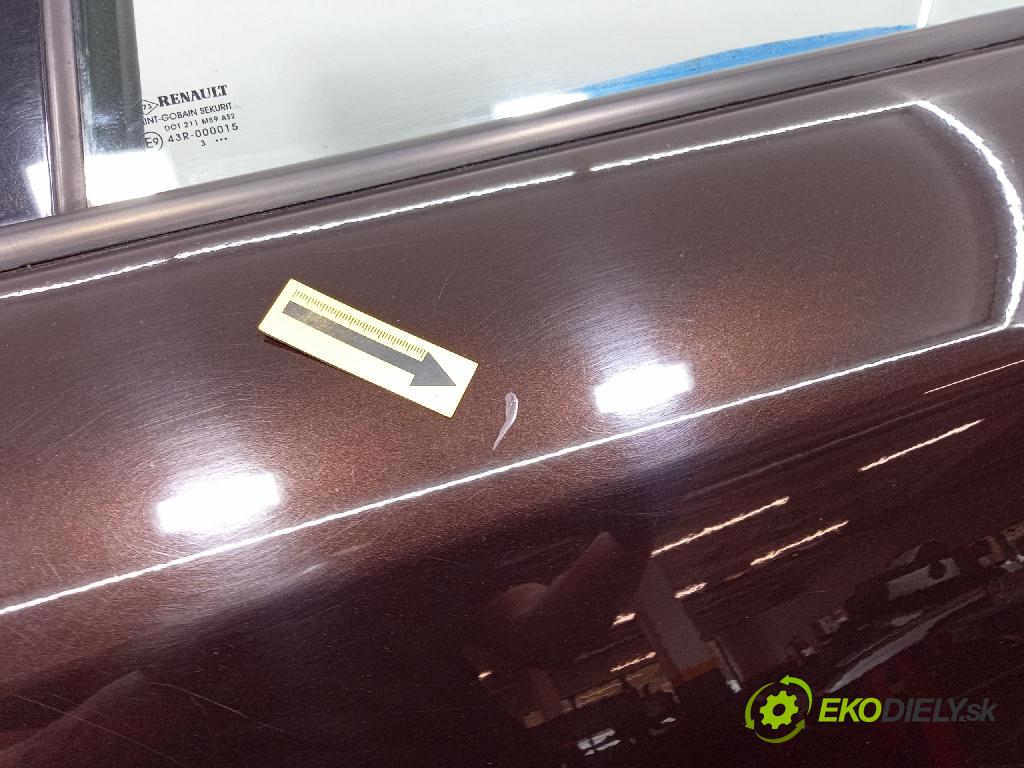 Renault Megane 2013 dvere zad Vľavo: