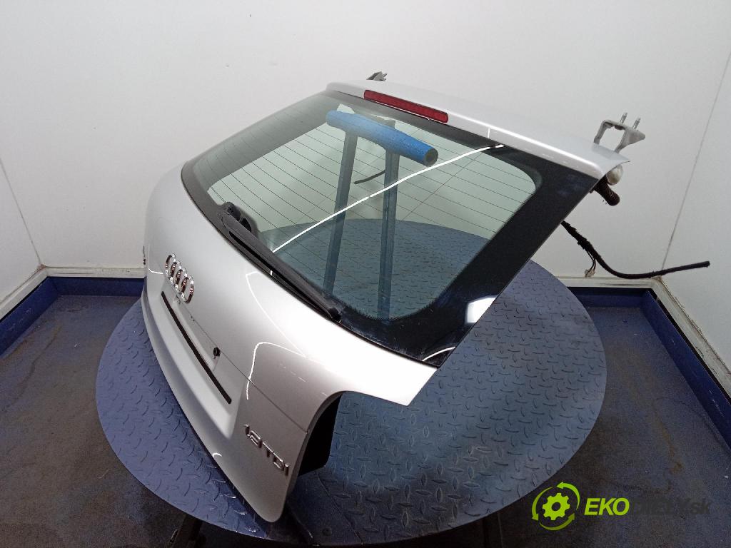 Audi A3 2007 zadna dveře kufra: kufra: