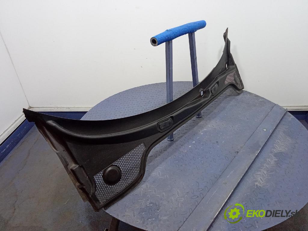 Audi A3 2007 torpédo 8P1819415E