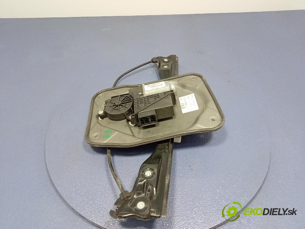 Skoda Roomster 2006 mechanismus stahování Sklenka: před v pravo: 5J7837402A