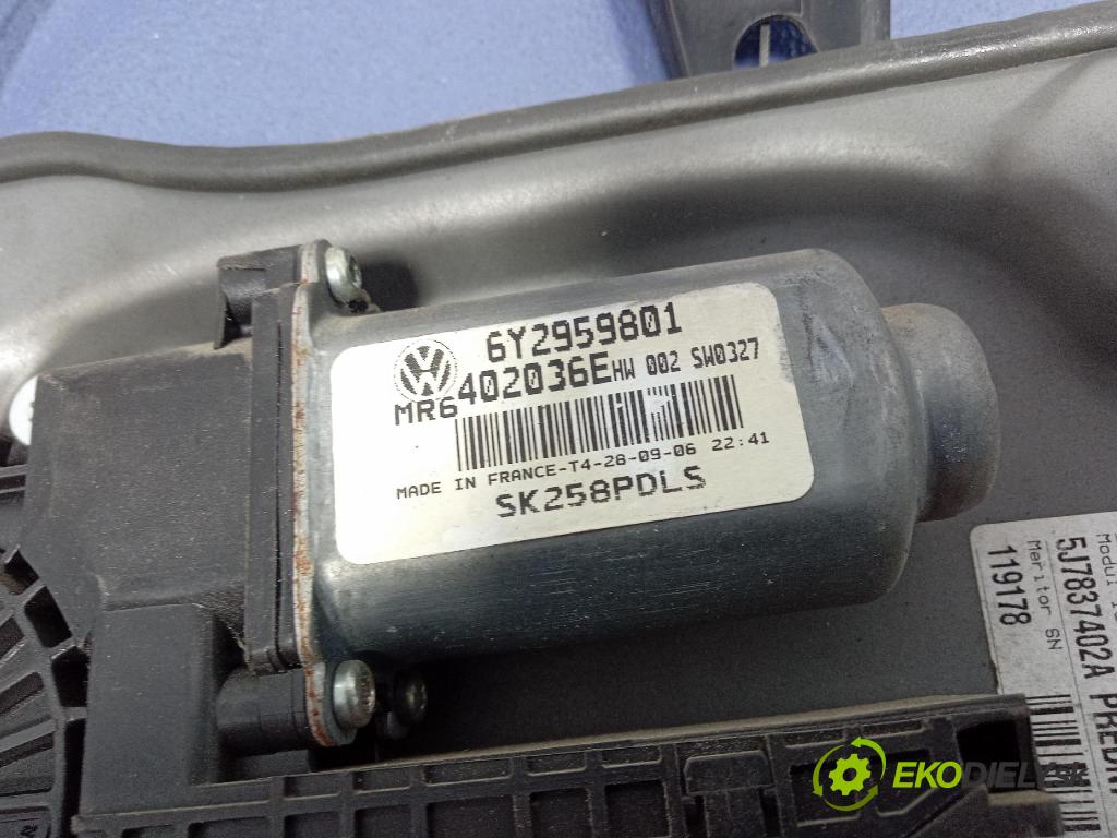 Skoda Roomster 2006 mechanismus stahování Sklenka: před v pravo: 5J7837402A