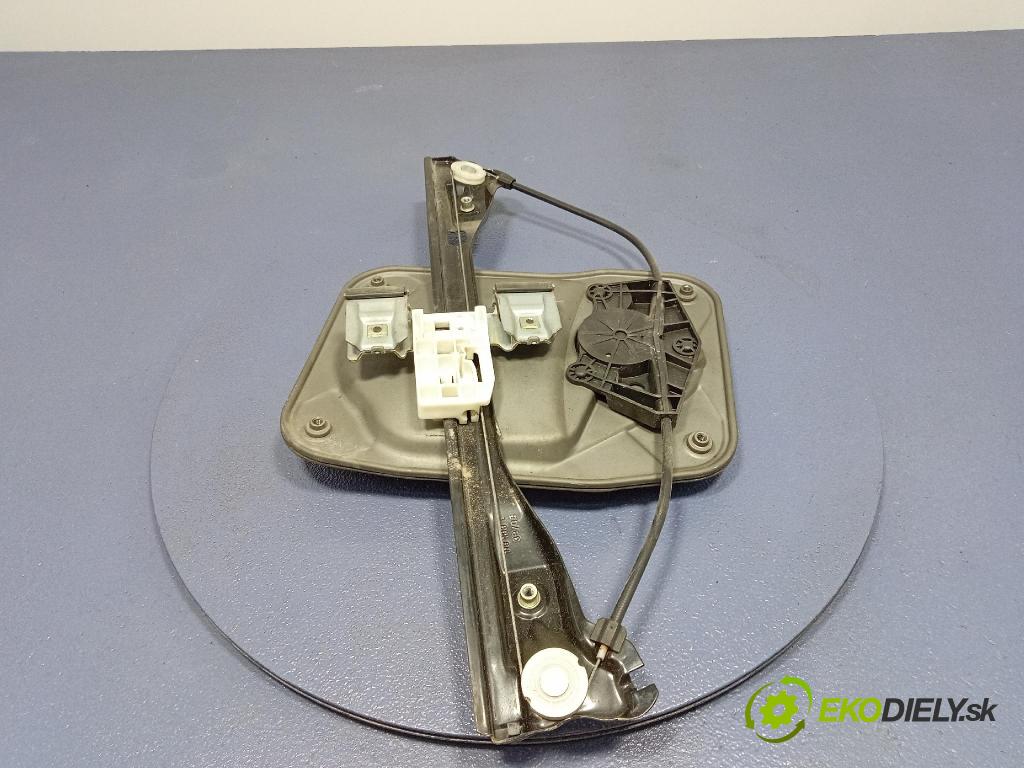 Skoda Roomster 2006 mechanismus stahování Sklenka: před v pravo: 5J7837402A