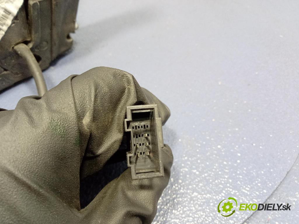 Skoda Roomster 2006 zrkadlo pravé 5J1857502AR