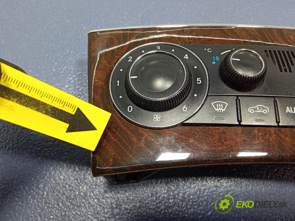 Mercedes C-klasa 2005 Přepínač Klimatizace: Proud vzduchu A2038303085