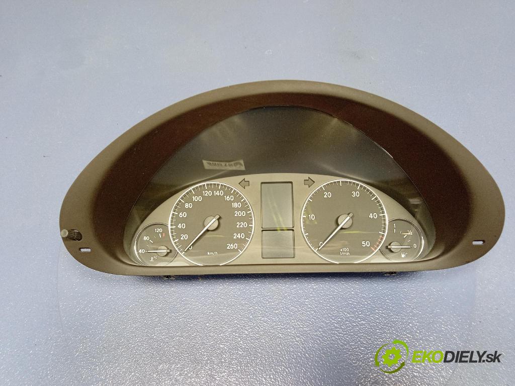 Mercedes C-klasa 2005 prístrojovka/ budíky A2035401148