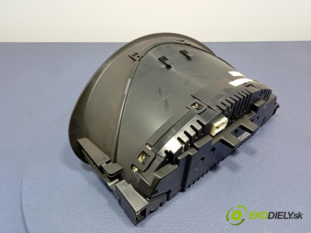 Mercedes C-klasa 2005 prístrojovka/ budíky A2035401148