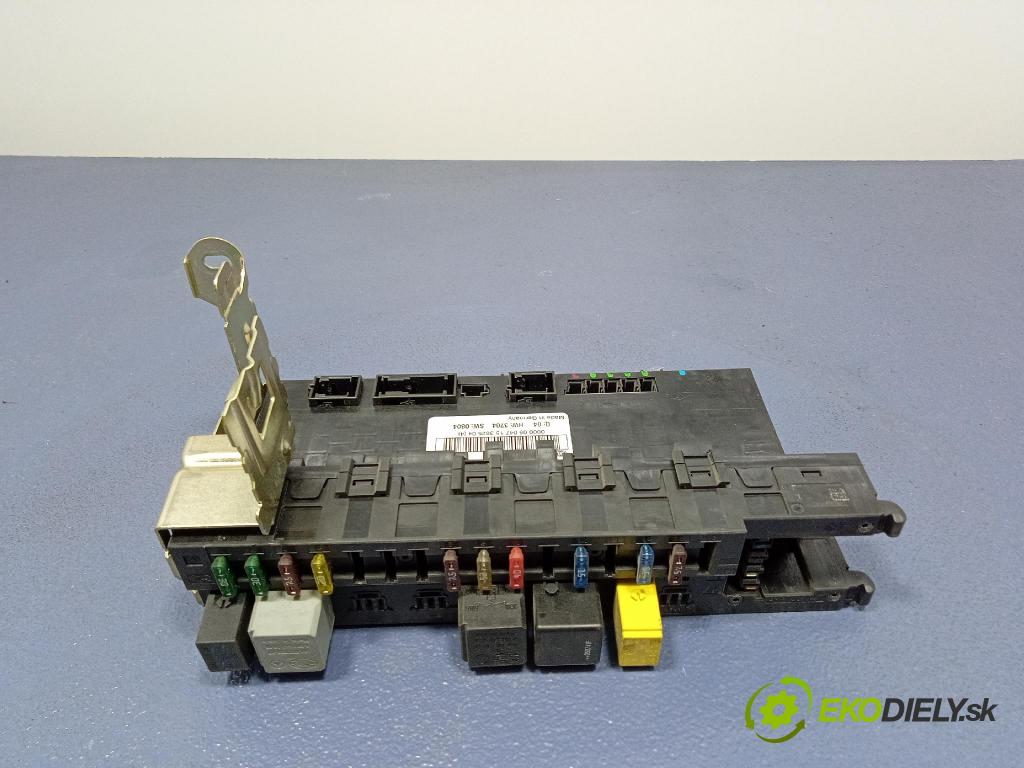 Mercedes C-klasa 2005 skrinka Poistky: 2035453101