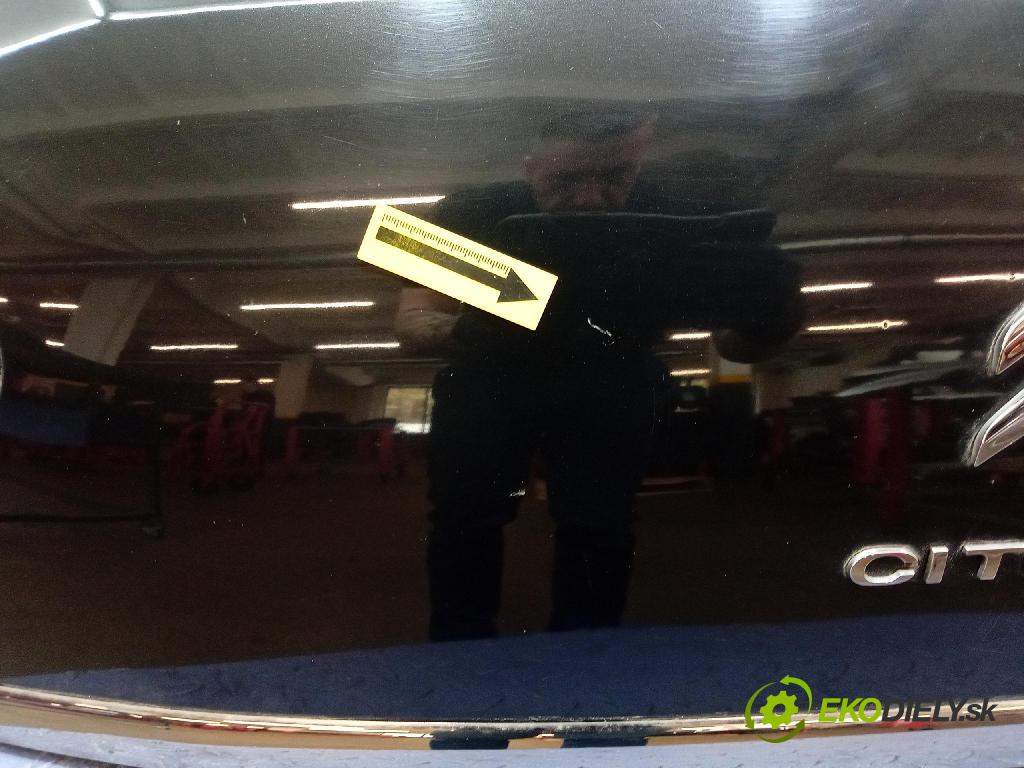Citroen C3 2011 zadna dveře kufra: kufra:
