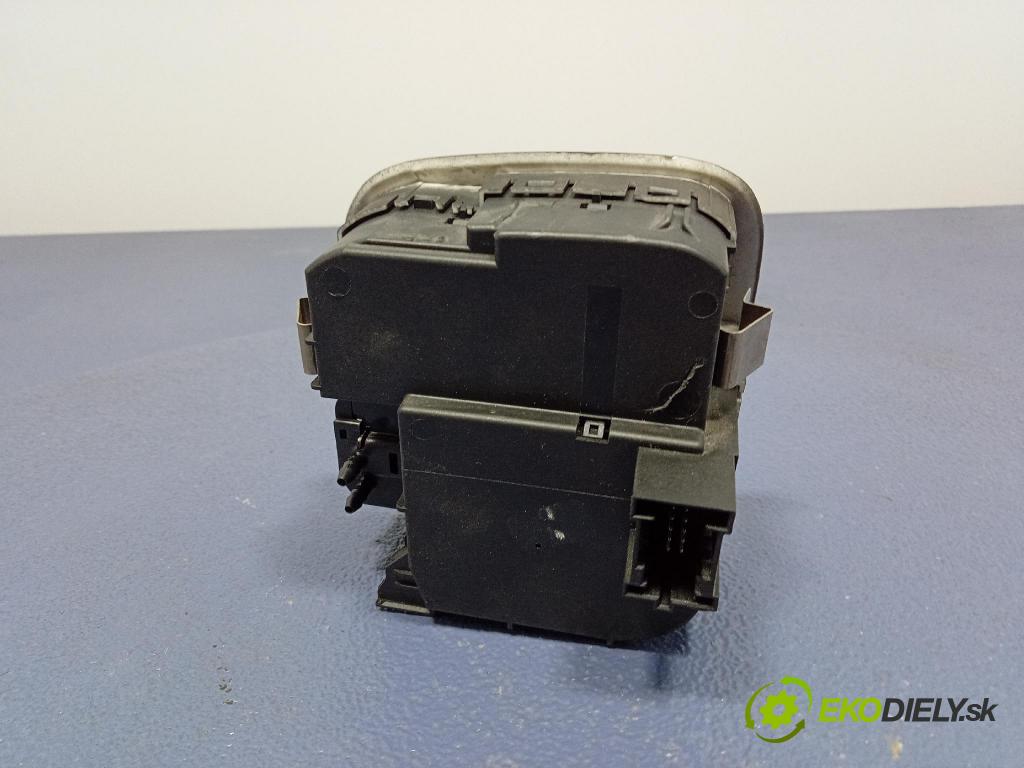 Mercedes C-klasa 2005 Přepínač Světel: A2035450604