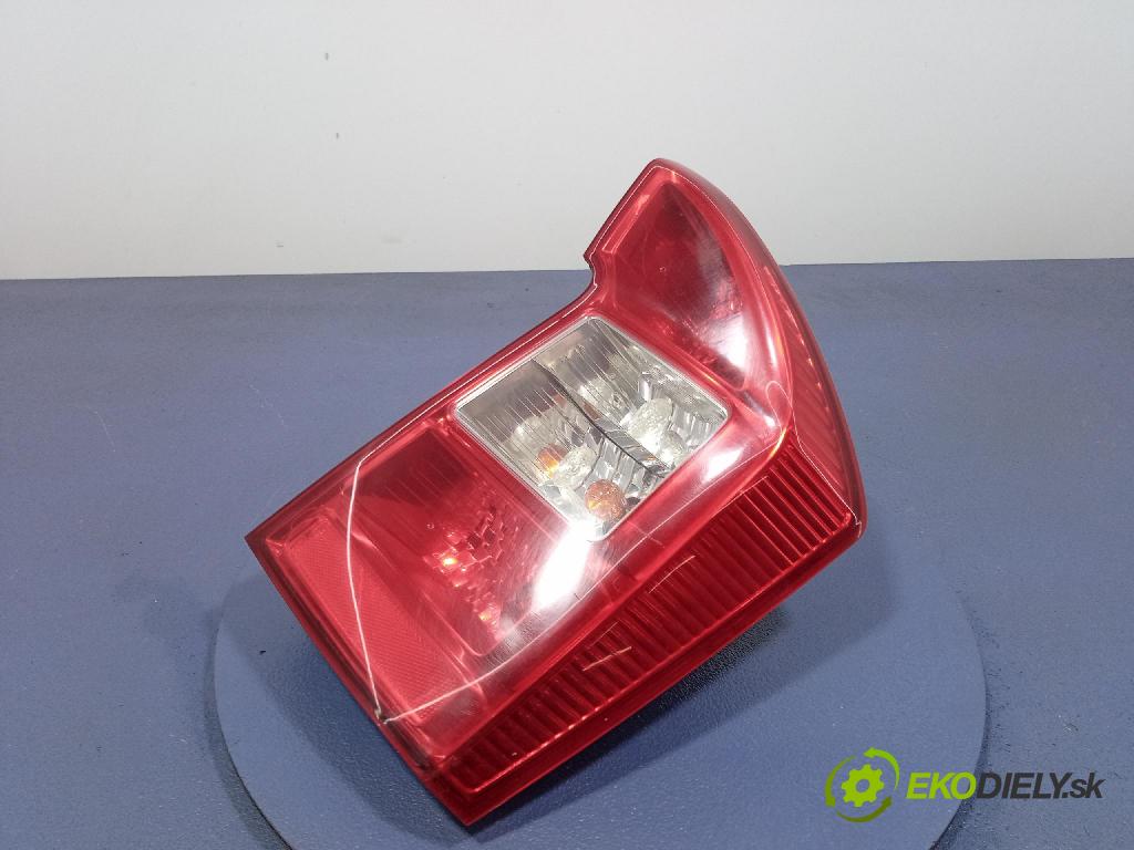 Kia Carens 2007 svetlo / reflektor zad Prava: Vonkajsia: 92402-1D0