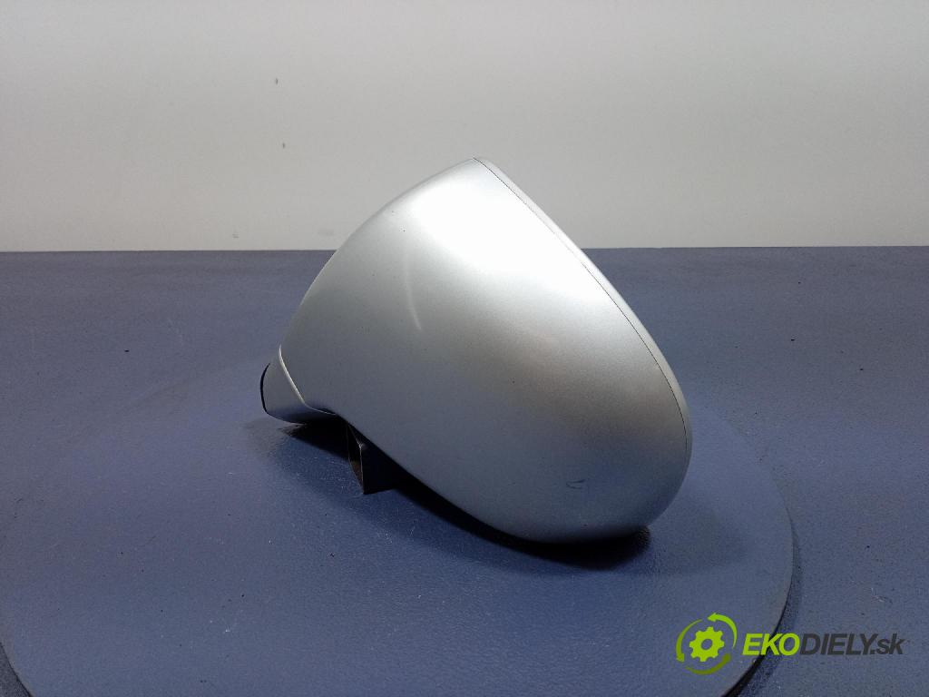 Kia Carens 2007 zrkadlo Vľavo: